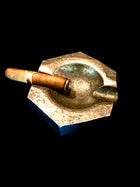 Seegar paper weight