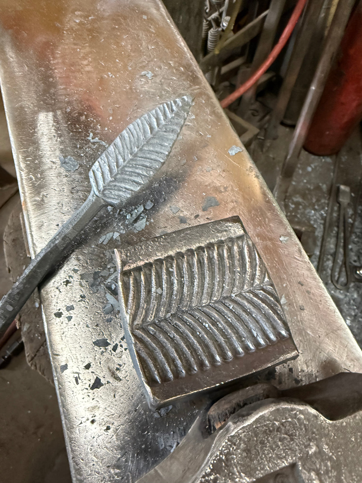 Leaf veining Swage