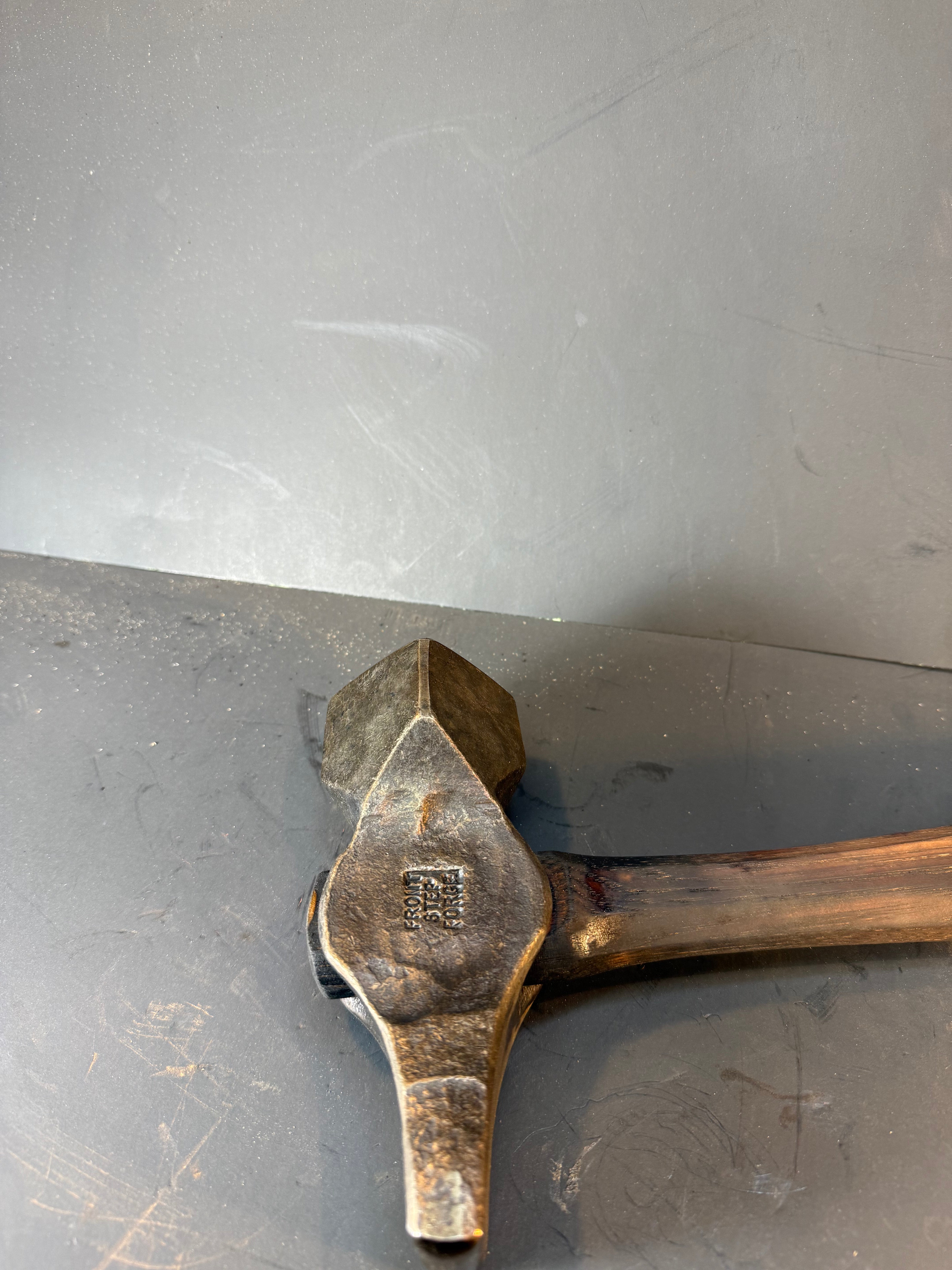 Diagonal face hammer 3 lbs