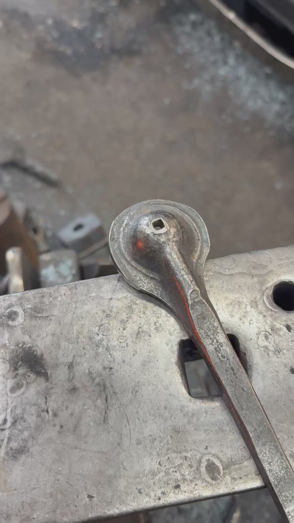 Nail header