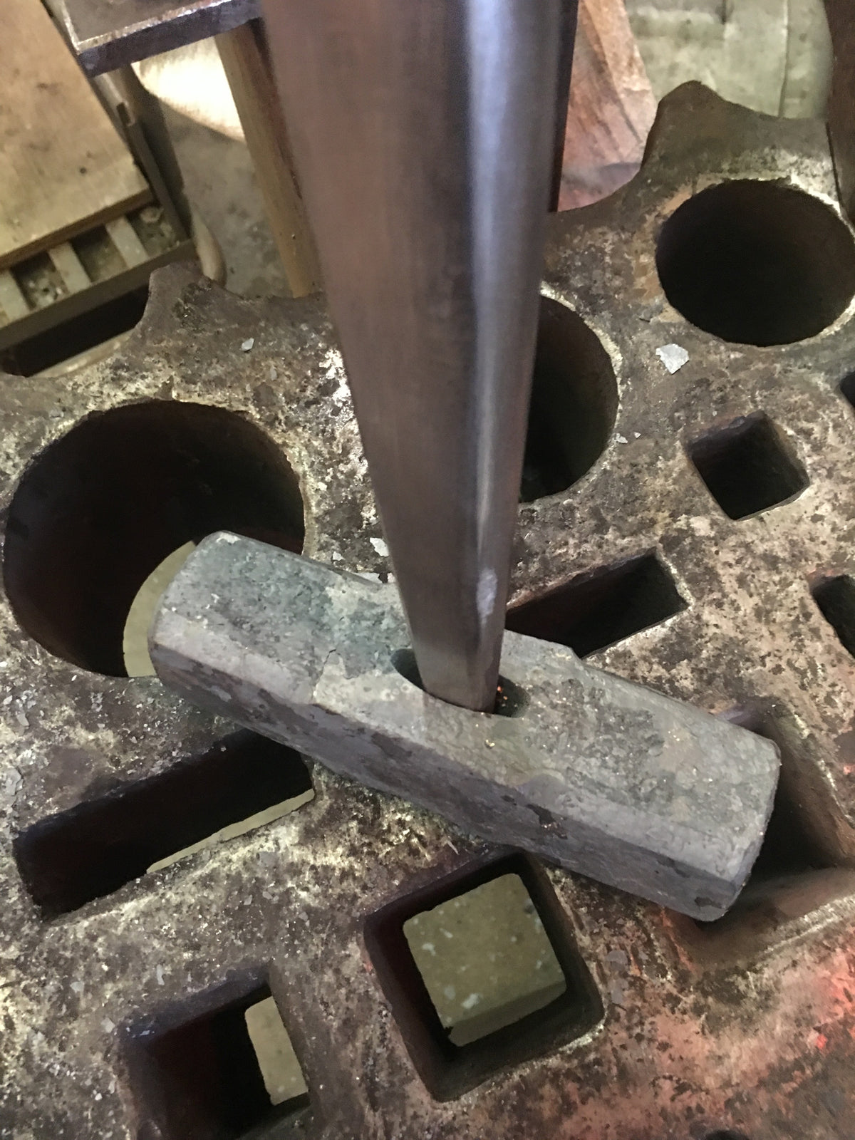 Hammer eye drift and hammer blank