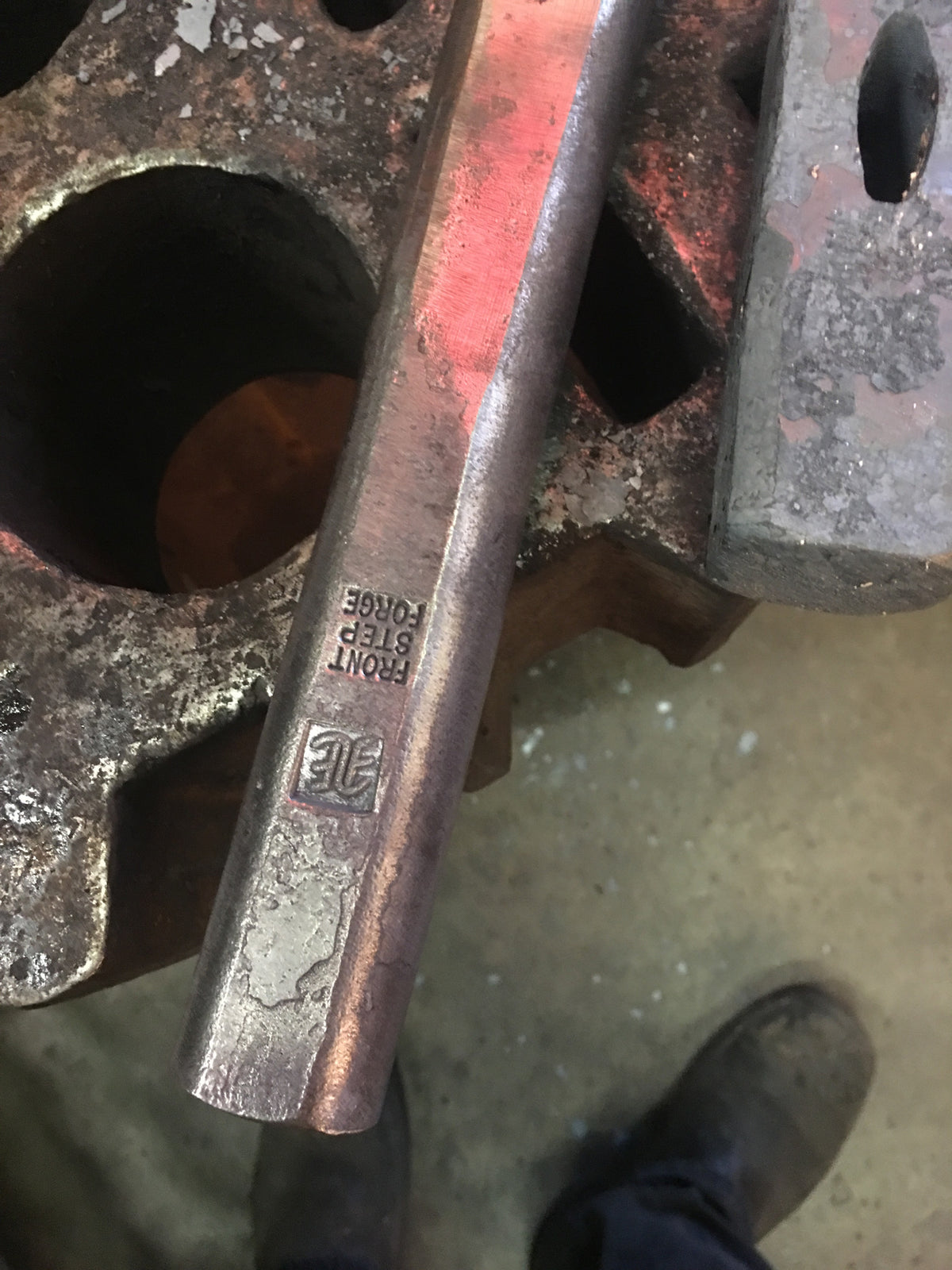 Hammer eye drift and hammer blank