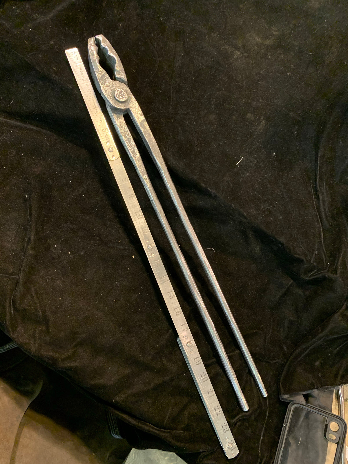 Direwolf jaw tongs - Heritage Grade
