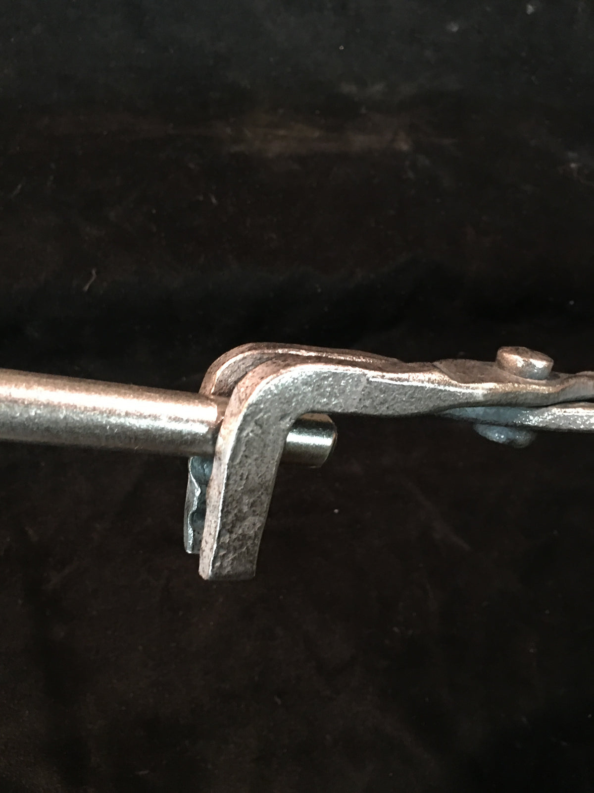 Offset Coyote jaw tongs - Everyday
