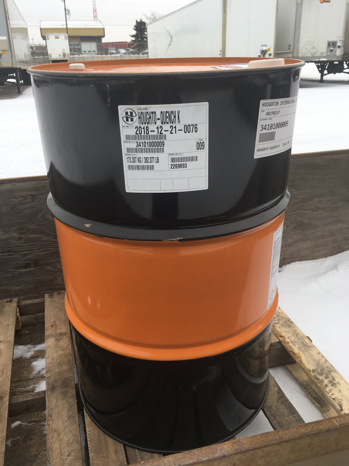 Quench oil: Houghton type K quench oil