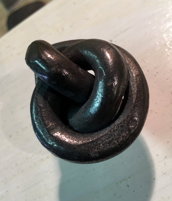 Forged knot cabinet knob