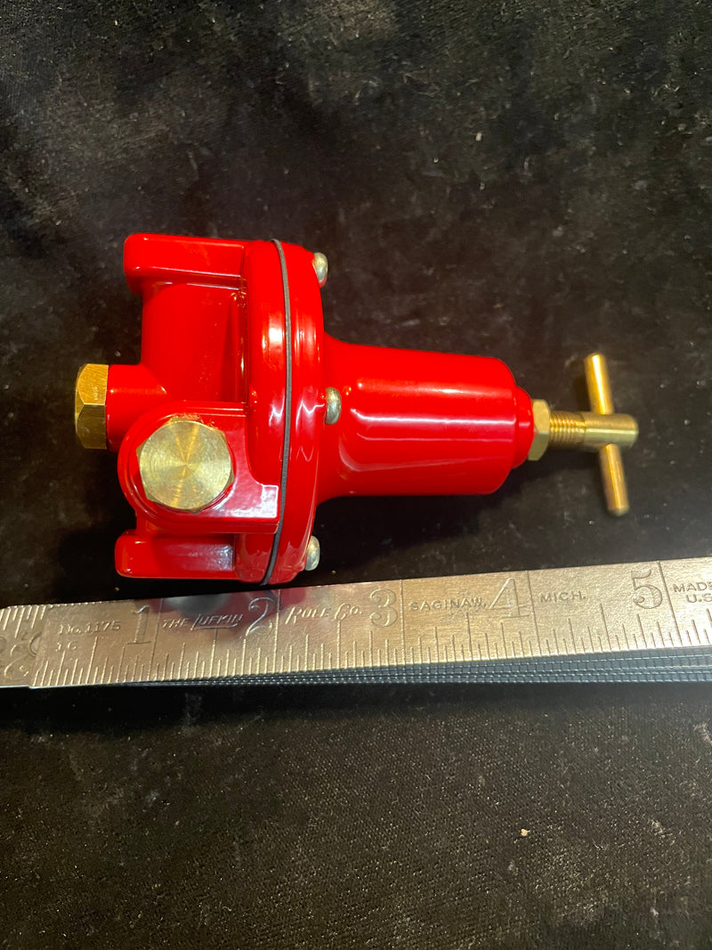Propane regulator (also suitable for other fuel gases )