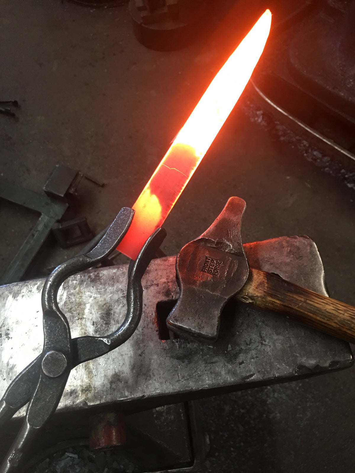 Bladesmith tongs - Everyday