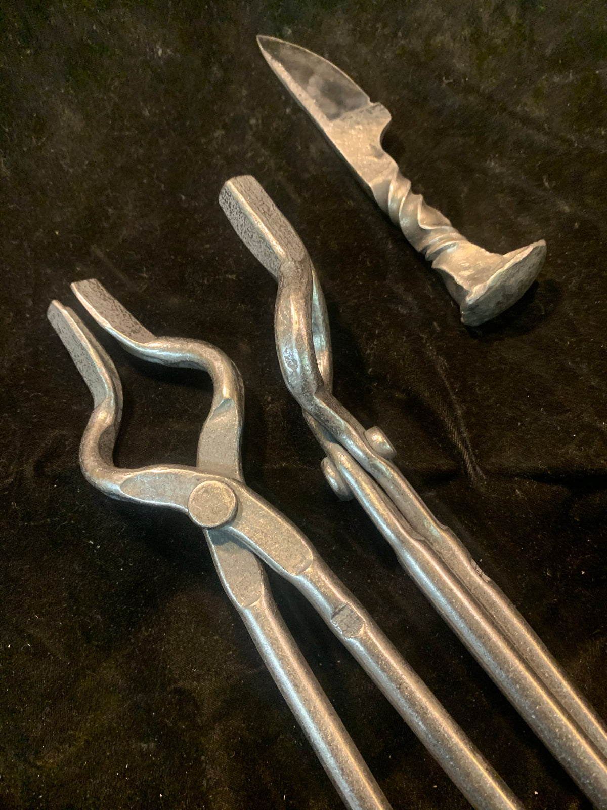 Offset bolt tongs - Everyday